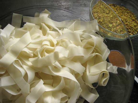 ribbons-add nuts-cinn
