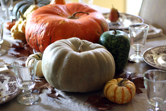 pumpkins-middle-table-thankgiving-2011